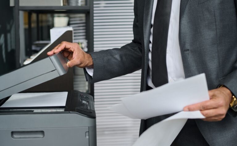 What Is the Price of a Refurbished Konica Minolta Bizhub C3300i Printer?